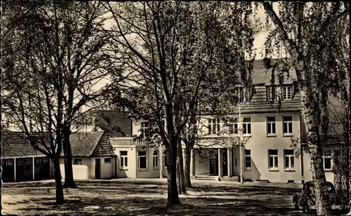 Ak Güstrow in Mecklenburg, HO Gaststätte Kurhaus am Inselsee