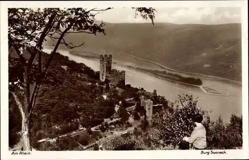 Ak Burg Sooneck bei Niederheimbach, Blick auf Burg mit Umgebung