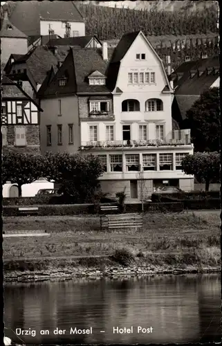 Ak Uerzig Ürzig an der Mosel, Hotel Post