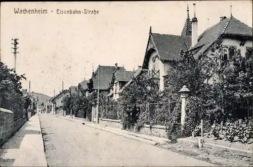 Ak Wachenheim an der Haardt, Wohnhäuser in der Eisenbahnstraße