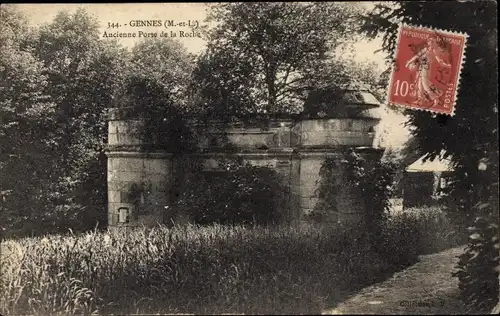 Ak Gennes Maine et Loire, Ancienne Porte de la Roche