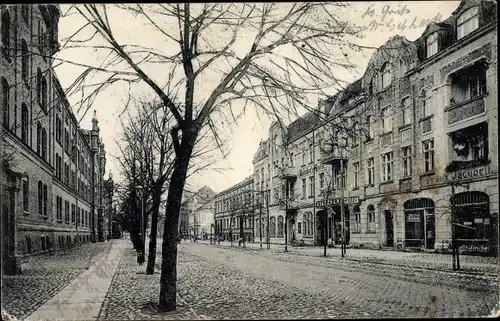 Ak Sowjetsk Tilsit Ostpreußen, Bahnhofstraße, Bahnhofshotel, Dragonerkaserne