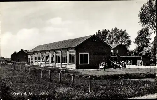 Ak Vreeland Utrecht, O. L. School