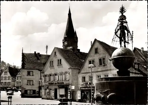 Ak Ottweiler im Saarland, Marktplatz, Brunnen