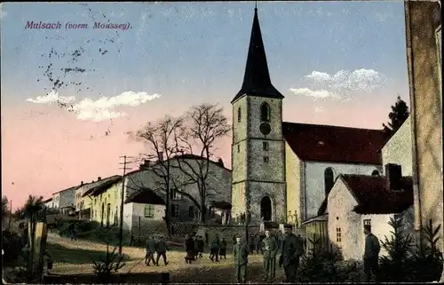 Ak Moussey Mulsach Lothringen Moselle, Kirche, deutsche Soldaten im Ort, 1. WK