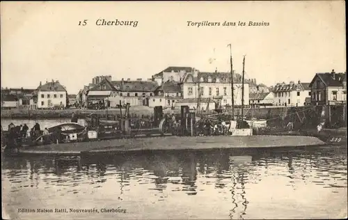 Ak Cherbourg Manche, Torpilleurs dans les Bassins