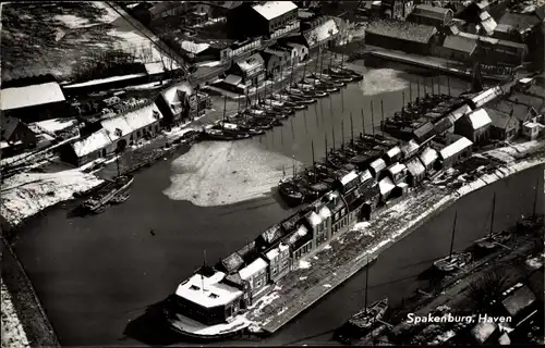 Ak Spakenburg Utrecht Niederlande, Haven, Hafen, Fliegeraufnahme