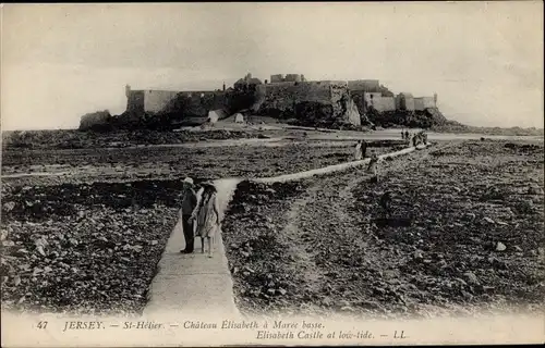 Ak Saint Helier Kanaliniseln, Château Élisabeth à Marée basse