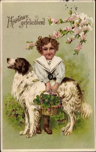 Präge Ak Glückwunsch, Kind mit Korb voller Kleeblätter, Hund, Blütenzweig