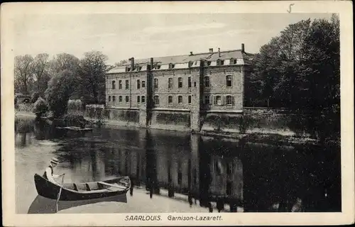 Ak Saarlouis im Saarland, Garnison Lazarett, Ruderboot