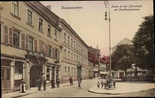 Ak Kaiserslautern in der Pfalz, Partie an der Steinstraße mit Stadthausbrunnen