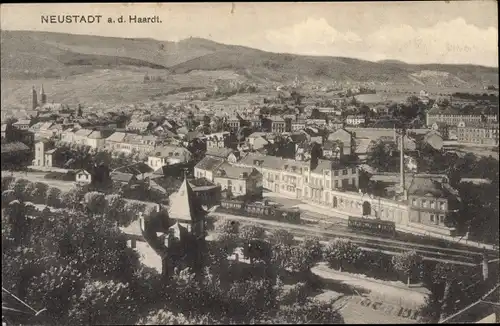 Ak Neustadt an der Haardt Neustadt an der Weinstraße, Gesamtansicht