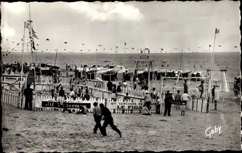 Ak Franceville Plage Calvados, La Plage et les jeux