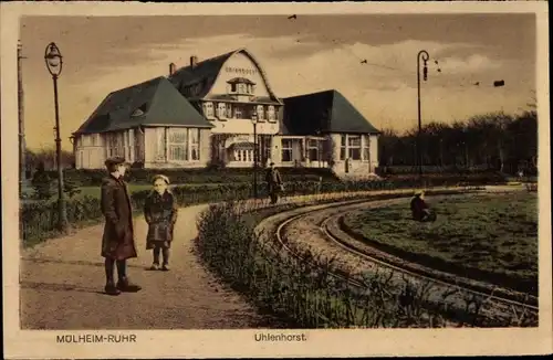 Ak Mülheim an der Ruhr in Nordrhein Westfalen, Uhlenhorst, Schienen, Passanten