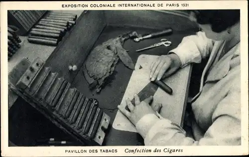 Ak Paris, Exposition Coloniale Internationale 1931, Pavillon des Tabacs, Confection des Cigares