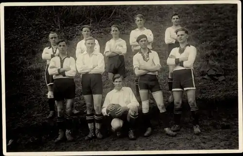 Foto Ak Wendhausen Schellerten in Niedersachsen, Sporttfest, Fußballmannschaft, Gruppenportrait