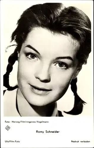 Ak Schauspielerin Romy Schneider, Portrait