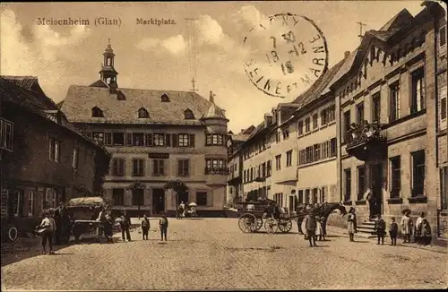 Ak Meisenheim an der Glan, Marktplatz, Kutsche, Passanten