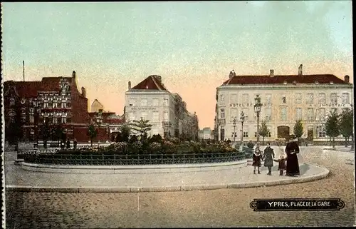 Ak Ypres Ypern Flandern, Place de la Gare, Hotel