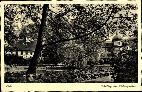 Ak Lich, Frühling im Schloßgarten, Schloss