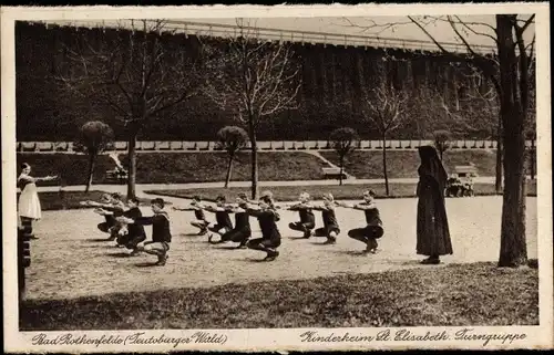 Ak Bad Rothenfelde am Teutoburger Wald, Kinderheim St. Elisabeth, Turngruppe