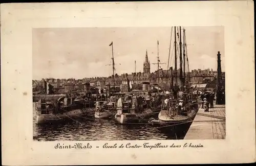 Ak Saint Malo Ille et Vilaine Bretagne, Escale de Contre Torpilleurs dans le bassin