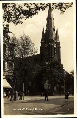 Ak Herne im Ruhrgebiet Nordrhein Westfalen, Blick auf die ev. Kirche