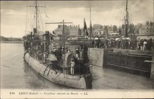 Ak St. Malo Ille-et-Vilaine, Un Torpilleur entrant au bassin, Torpedoboot