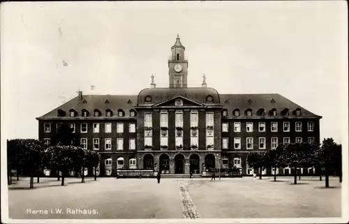 Ak Herne im Ruhrgebiet Westfalen, Rathaus, Platzansicht