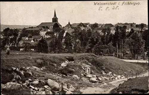 Ak Weißenstadt im Tal der Eger Fichtelgebirge, Stadtpanorama, Straßenpartie