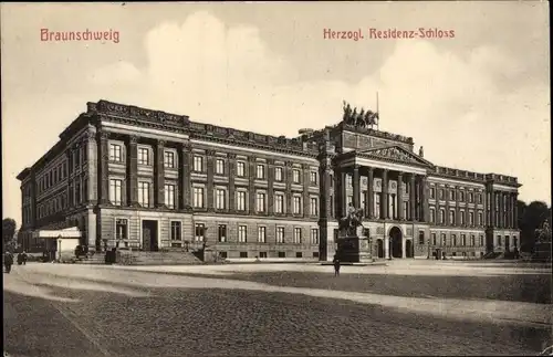 Ak Braunschweig in Niedersachsen, Herzogliches Residenzschloss