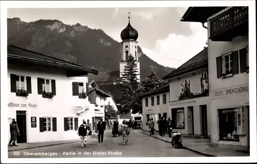 Ak Oberammergau in Oberbayern, Ettaler Straße, Gasthaus zum Stern, Kirche
