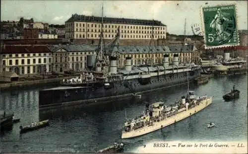 Ak Brest Finistère, Vue sur le Porte du Guerre