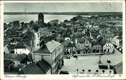 Ak Waren an der Müritz, St. Marienkirche, Blick über die Dächer der Stadt