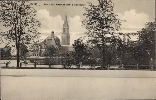 Ak Kiel Schleswig Holstein, Blick auf Rathaus und Stadttheater