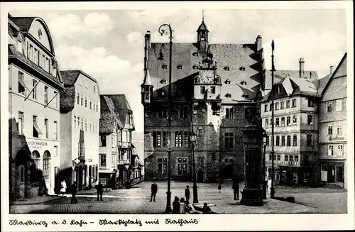 Ak Marburg an der Lahn, Marktplatz mit Rathaus