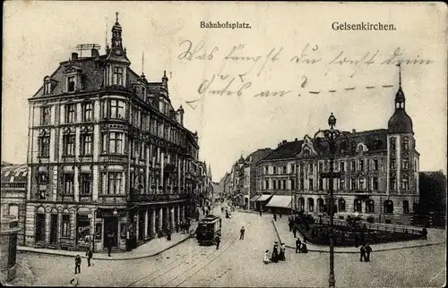 Ak Gelsenkirchen im Ruhrgebiet, Bahnhofplatz, Geschäftshäuser, Straßenbahn