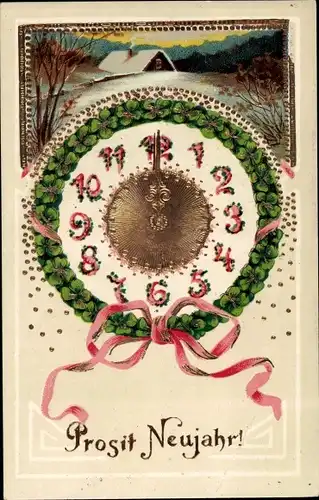 Präge Ak Glückwunsch Neujahr, goldene Uhr, Kleeblattkranz, Winterlandschaft