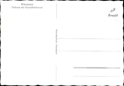 Ak Wiesmoor b. Aurich Ostfriesland, Torhaus mit Gewächshäusern