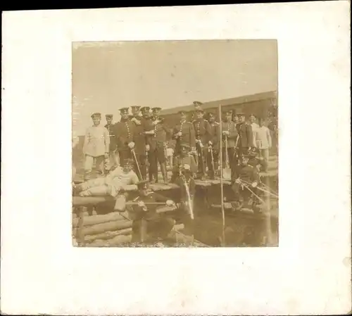 Foto Pionier Kommando Dresden, Deutsche Soldaten in Uniform, Brückenbau