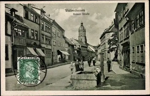 Ak Waltershausen in Thüringen, Bremer Straße, Brunnen