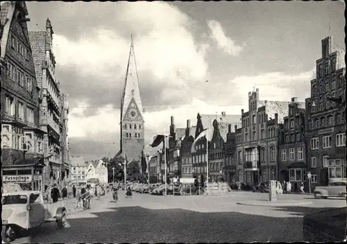 Ak Lüneburg in Niedersachsen, Am Sande mit Johanniskirche