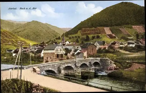 Ak Rech an der Ahr, Gesamtansicht, Weinberge, Brücke