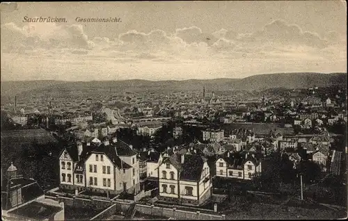 Ak Saarbrücken im Saarland, Blick über die gesamte Stadt