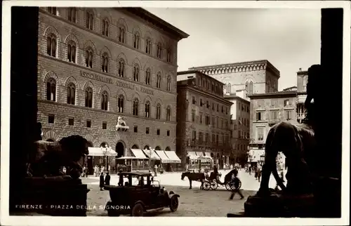 Ak Firenze Florenz Toscana, Piazza della Signora, Automobile