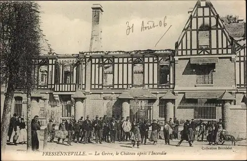 Ak Fressenneville Somme, La Greve, le Chateau apres l'Incendie