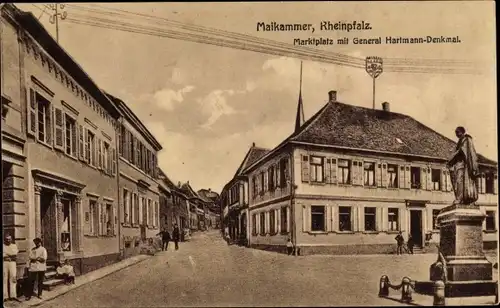 Ak Maikammer in der Rheinpfalz, Marktplatz mit General Hartmann Denkmal