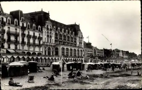 Ak Cabourg Calvados, La Plage