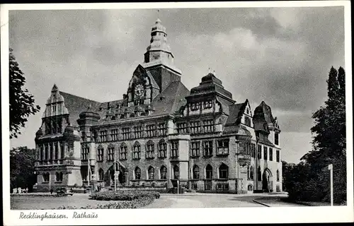 Ak Recklinghausen in im Ruhrgebiet, Rathaus, Fassade