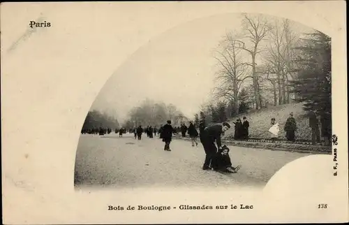 Ak Paris XVI. Arrondissement Passy, Bois de Boulogne, Glissades sur le Lac